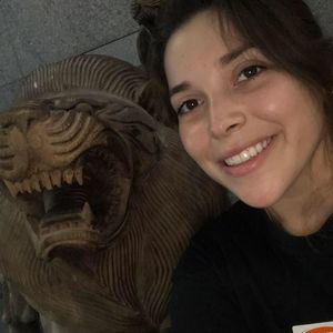 Meet your Posher, Raquel